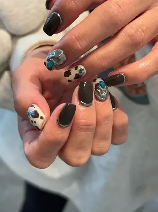 ショート m kaori𓃟のネイルデザイン