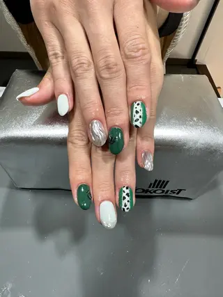 ネイル 中西 美羽のネイルデザイン