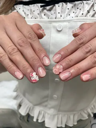 ネイル koyu 🩶のネイルデザイン