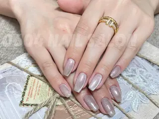 ネイル ishiro 🍂のネイルデザイン