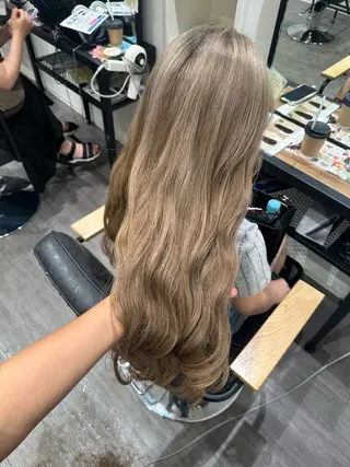 ロング カラー 艶髪レイヤー上田 紗也🇰🇷💗のヘアスタイル