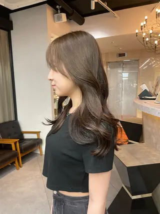 セミロング カラー 韓国ヘア rin🎀のヘアスタイル