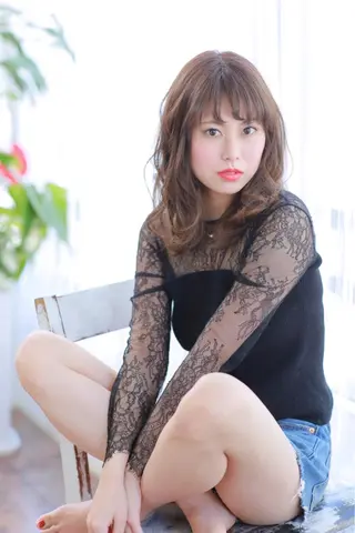 ミディアム カラー パーマ ヘアアレンジ メンズ 推し活専用 【派手髪】飯野ゆかりのヘアスタイル