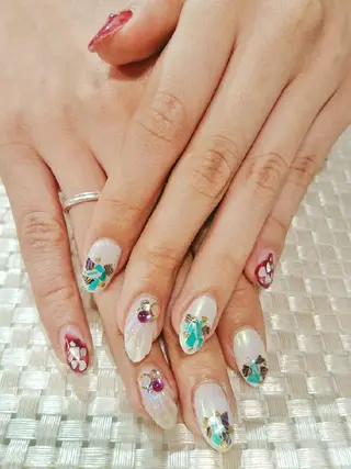 ネイル みー shakushiroのネイルデザイン