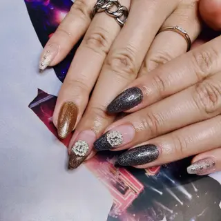 ネイル NOIROUGE所属・NOI ROUGEのネイルデザイン