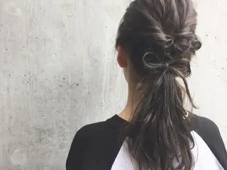 ロング カラー パーマ ヘアアレンジ YAWN所属・YAWN《ヨウン》 Yucaのその他イメージ