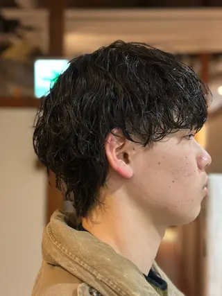 ショート メンズパーマ 宮本礼慈のヘアスタイル