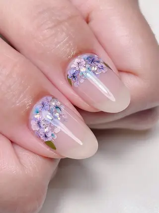 ネイル 一原 愛のネイルデザイン