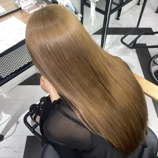 カラー ななみ.⋆𝜗𝜚 艶カラー/まつパのヘアスタイル