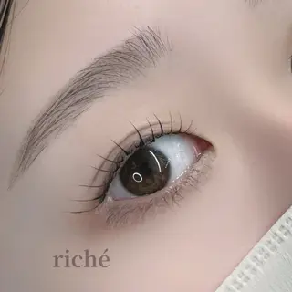アイブロウ riché eyelashのマツエク・マツパデザイン