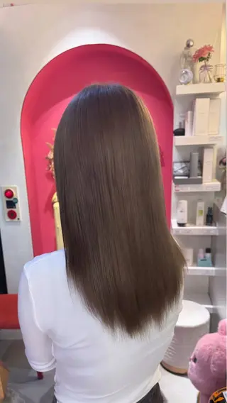 ロング カラー Boxmico. / カカズ コトネのヘアスタイル