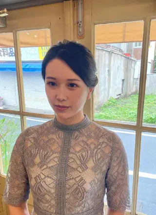 セミロング ヘアアレンジ KURIA‪‪*⋆ஐ ブリーチ/韓国ヘアのヘアスタイル