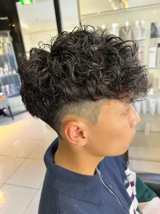 パーマ メンズ パーマ特化美容師 茂木広幸のヘアスタイル
