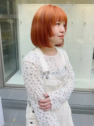 ショート カラー 小顔ボブ jilblanカホのヘアスタイル
