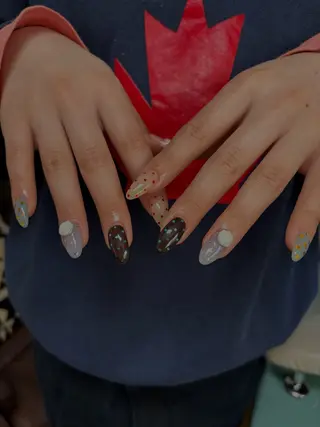 ネイル 爪塗屋 さんのネイルデザイン