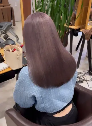 ロング カラー QUON.伊勢崎店所属・ブリーチ＆ハイトーン 歌 心のヘアスタイル