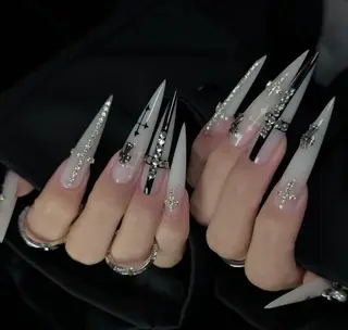 ネイル 💫 Tsuki_Nailのネイルデザイン