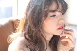 ロング カラー 松本 唯のヘアスタイル