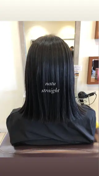 ミディアム 加瀬 真弓のヘアスタイル