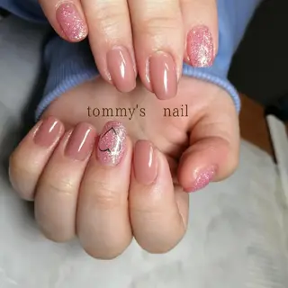 ネイル tommy's nail所属・福岡/若よもぎ蒸し 全身美容が叶うサロンのネイルデザイン