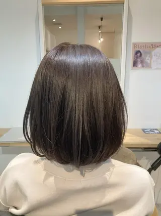 ミディアム カラー en't所属・【女性指名No.1】 西口直子のヘアスタイル