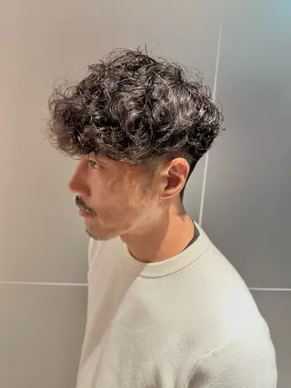 ミディアム パーマ メンズ メンズパーマ達人/ フェード/イツキのヘアスタイル