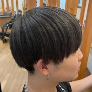 カラー メンズ Ami ブリーチ/ハイトーンのヘアスタイル