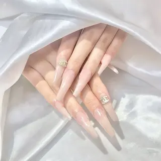 ネイル WISTERIA hayamiのネイルデザイン