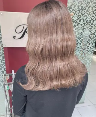 セミロング 韓国風透明感カラー 💎YUI💎のヘアスタイル