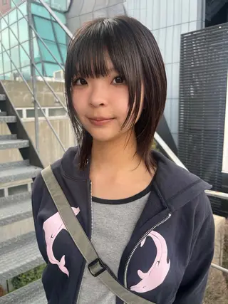 ミディアム レイヤーカット\ウル フ　chinatsuのヘアスタイル