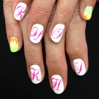 ネイル ステラ marikominoのネイルデザイン