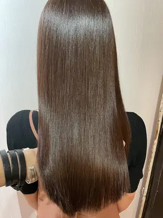 ロング FERIA梅田🖤 透明感カラー🎀のヘアスタイル