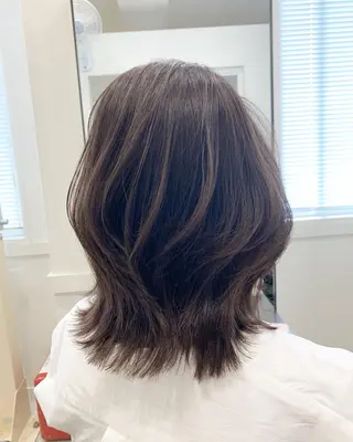 ミディアム 縮毛矯正/髪質改善 /レイヤー/韓国のヘアスタイル