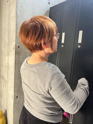 ショート カラー 駅チカ【ali'i】 アリイ花崎友美☘のヘアスタイル