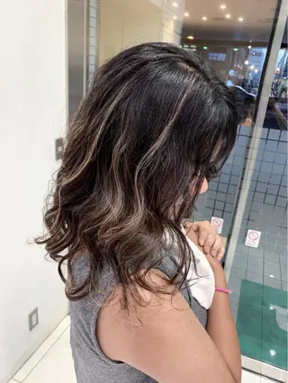 ミディアム カラー N° jillva ♦️川端裕司♦️のヘアスタイル