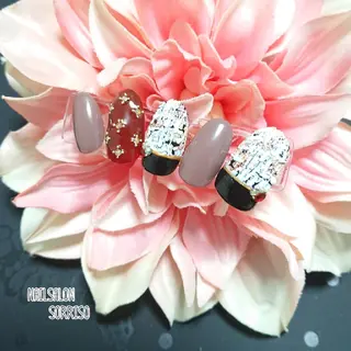 ネイル KOYAMA KIMIEのネイルデザイン