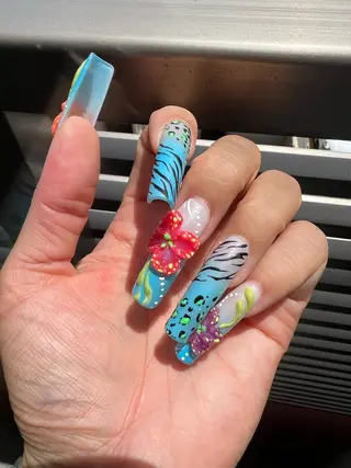 ネイル NAILSTUDIO401所属・ジェルチップ長さだし 専門ネイルサロンのネイルデザイン