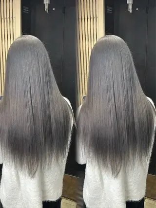 ロング 韓国ヘア/ブリーチ無 しWカラー/オリーブのヘアスタイル