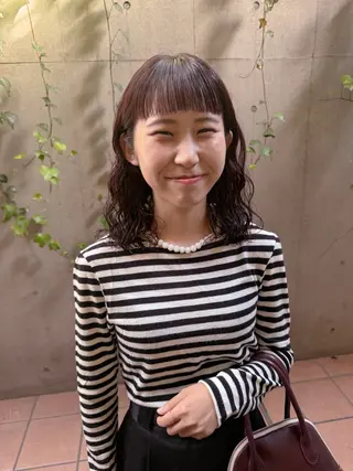 ミディアム パーマ 大橋 芽衣のヘアスタイル