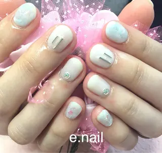 ネイル e.nail所属・和賀井 恵理のネイルデザイン