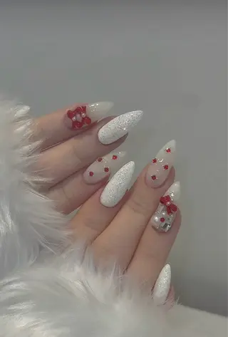 ネイル Lyna 池袋のネイルデザイン