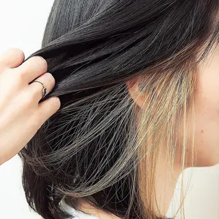 セミロング カラー across hair design 池袋店所属・伊藤 華紀ᵕ̈*のヘアスタイル