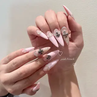 ネイル Neolive 銀座 / mioのネイルデザイン