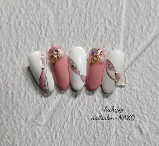 ネイル Salon-NAKO 🐷shirai🐷のネイルデザイン