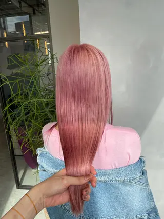 ロング カラー 🔷ダブルカラーハイ トーン🔷櫻井走のヘアスタイル