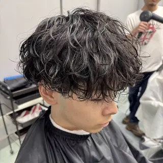 パーマ メンズ ハイトーン/パーマ/ メンズ / 櫻本🌐のヘアスタイル