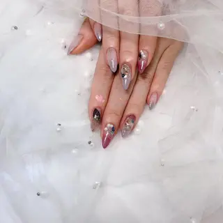 ネイル ネイルサロン 9Carats神田のネイルデザイン