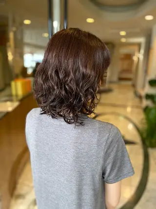 ミディアム パーマ ASAKURA所属・ASAKURA 美容室のヘアスタイル