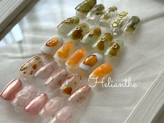 ネイル Helianthe所属・NAILARTIST MIKAのネイルデザイン
