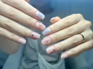 ネイル Elegantb eautyトウのネイルデザイン